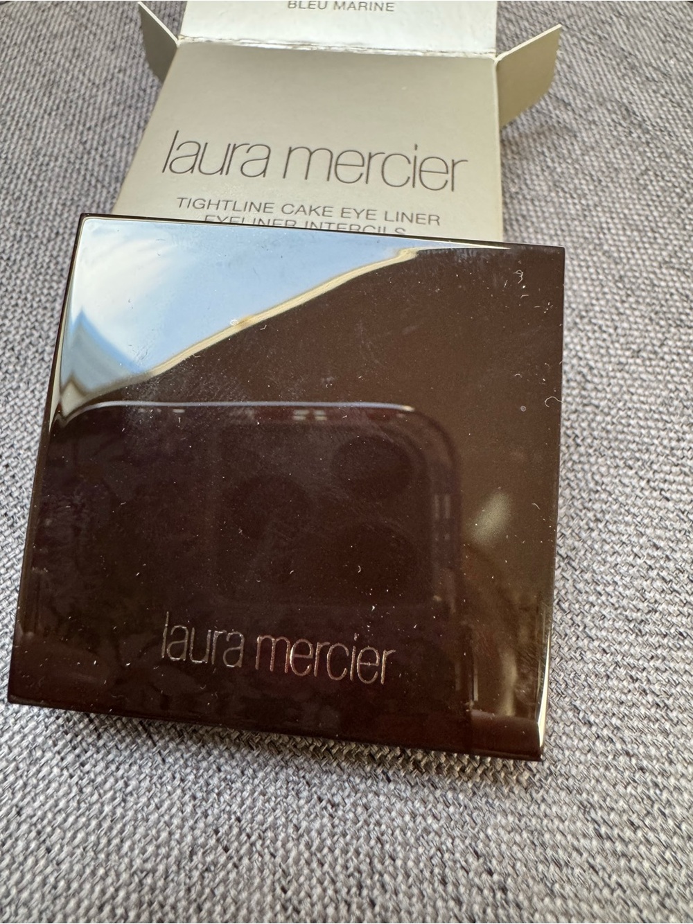 laura mercier metallic gold eyeliner compact - Picture 4 of 6